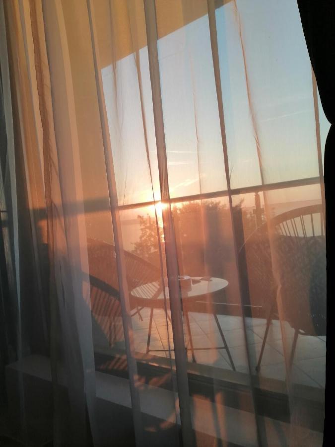 Relax Apartament Varna Extérieur photo